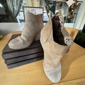 Suede Ankle Boots with Floral Lining